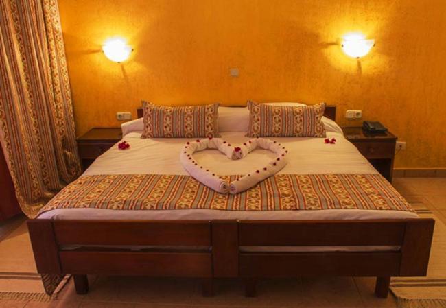 Grand Hotel Des Thermes Houmt Souk  Esterno foto